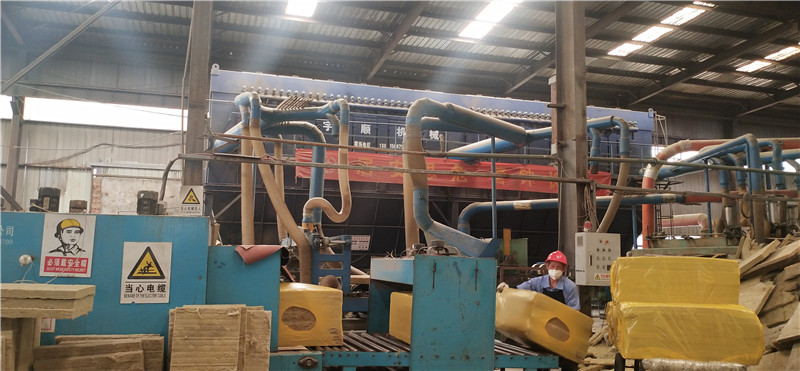 小區(qū)雙層機械車位